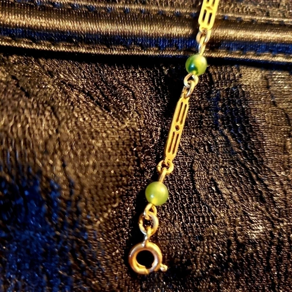 Avon Child's Bracelet Girl Small Gold Tone Green